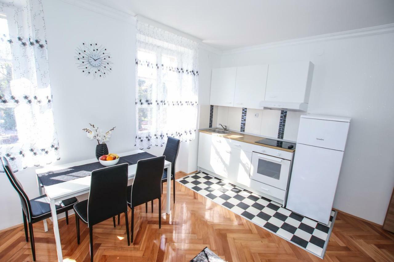 Old Town Apartment